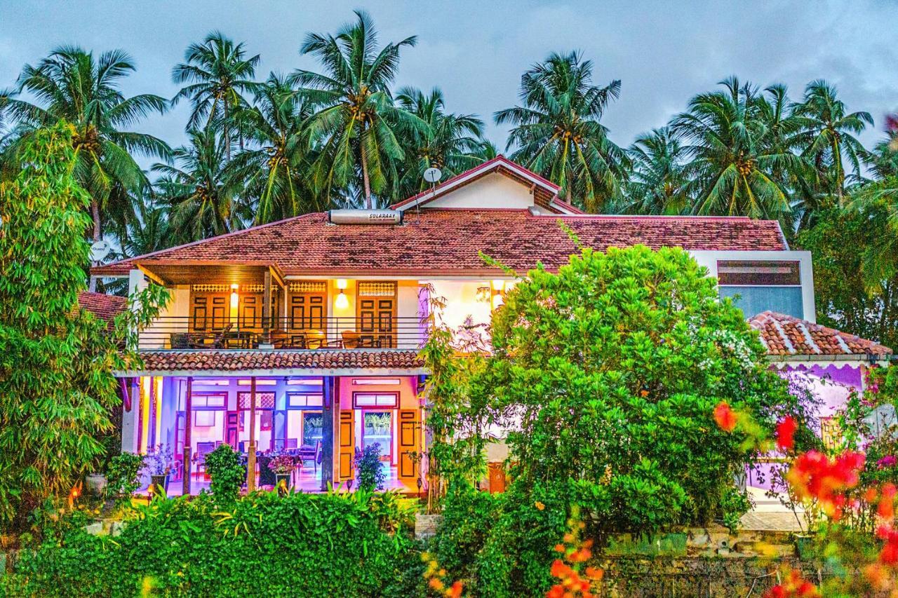 Waterland Hotell Negombo Exteriör bild
